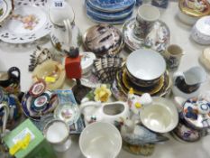 Parcel of mainly cabinet china including Limoges, mother of pearl, commemorative etc