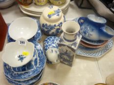 Assorted parcel of mainly blue and white china