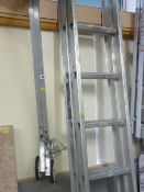 Two section aluminium ladder with creeper attachment