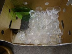 Box of mainly drinking glassware