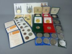A COLLECTION OF COMMEMORATIVE & PROOF COINS & SOVEREIGNS to include two Royal Mint 1981 royal
