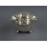 A SILVER ROSE BOWL ON FOUR BALL FEET, Edinburgh 1902, 7.2 troy ozs, 15 cms wide, 7 cms high