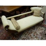 AN EDWARDIAN CARVED MAHOGANY CHAISE LONGUE, 76 cms high maximum, 190 cms wide, 62 cms deep