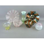 TWO VENETIAN LATTICINO GLASS BOWLS ON STANDS, 17 cms diameter maximum and three items of vaseline