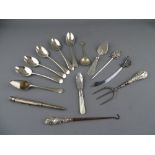 A MIXED QUANTITY OF SILVER & WHITE METAL ITEMS including five teaspoons, Sheffield 1900, 3.9 troy