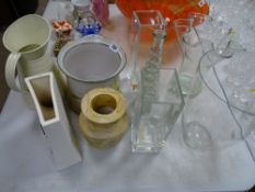 Parcel of modern pottery and glassware