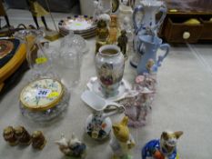 Mixed parcel of ornamental porcelain, figures etc and glassware