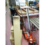 Mantis petrol driven tiller/hedge trimmer combi with accessories