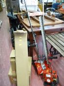 Mantis petrol driven tiller/hedge trimmer combi with accessories