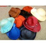 Bag of lady's vintage hats