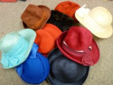 Bag of lady's vintage hats