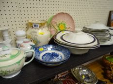 Large parcel of miscellaneous porcelain