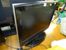Bush LCD TV/DVD player E/T