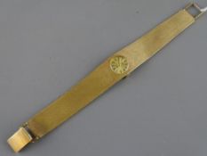 Rotary lady's nine carat gold strap wristwatch, 45 grms gross