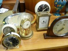 Parcel of carriage, mantel and bedroom clocks