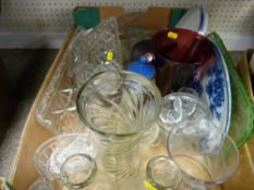 Box of assorted mixed glassware