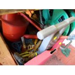 Box of vintage hand saws, garden tools etc and a hosereel on stand