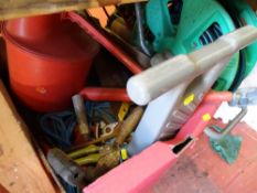 Box of vintage hand saws, garden tools etc and a hosereel on stand