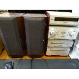 Technics hifi system including tuner, amplifier, CD player, cassette deck and speakers E/T