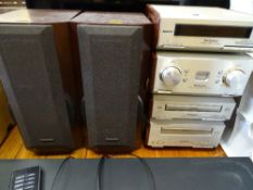 Technics hifi system including tuner, amplifier, CD player, cassette deck and speakers E/T