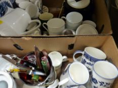 Two boxes of mixed porcelain