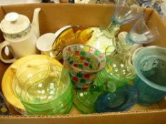 Mixed box of porcelain and glassware
