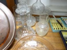 Parcel of vintage glassware