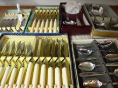 Quantity of cased cutlery