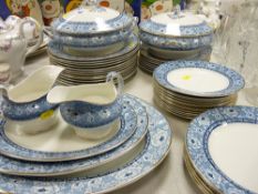 Parcel of 'Rosary' J H W & Sons of England dinnerware