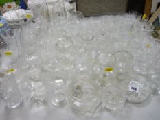 Parcel of drinking glassware including good quality tumblers
