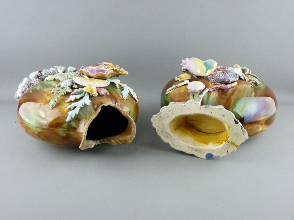 A PAIR OF CONTINENTAL MAJOLICA SHELL ENCRUSTED MOON SHAPED VASES, 31 cms high (losses and - Image 3 of 3