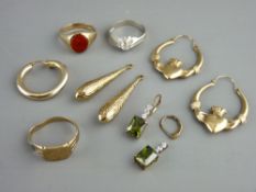 A PARCEL OF NINE & EIGHTEEN CARAT GOLD EARRINGS & RINGS ETC including a pair of nine carat gold