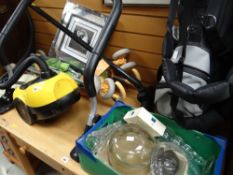 A parcel of mixed items including small electricals, small hoover etc E/T