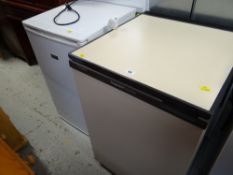 A Hotpoint Ice Diamond freezer & a Zanussi upright fridge E/T