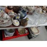 A quantity of various glassware & pottery