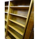 Approx 6ft light oak multi-shelf bookcase