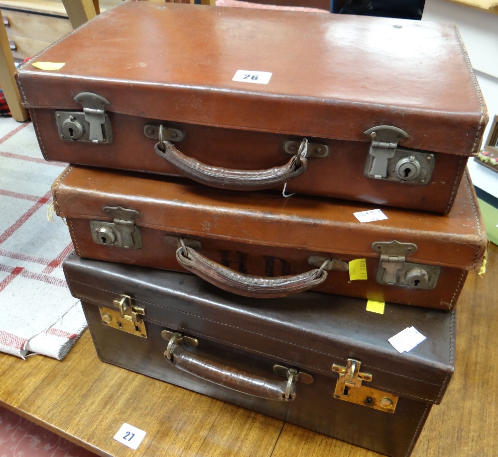 A good vintage leather vanity case, impressed with letters 'E M V' & two further small vintage