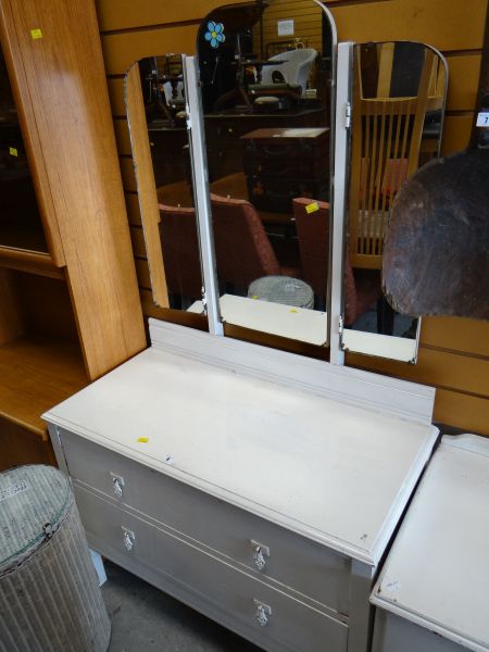 Two vintage white painted dressing tables, Lloyd Loom-style linen basket - Image 4 of 5