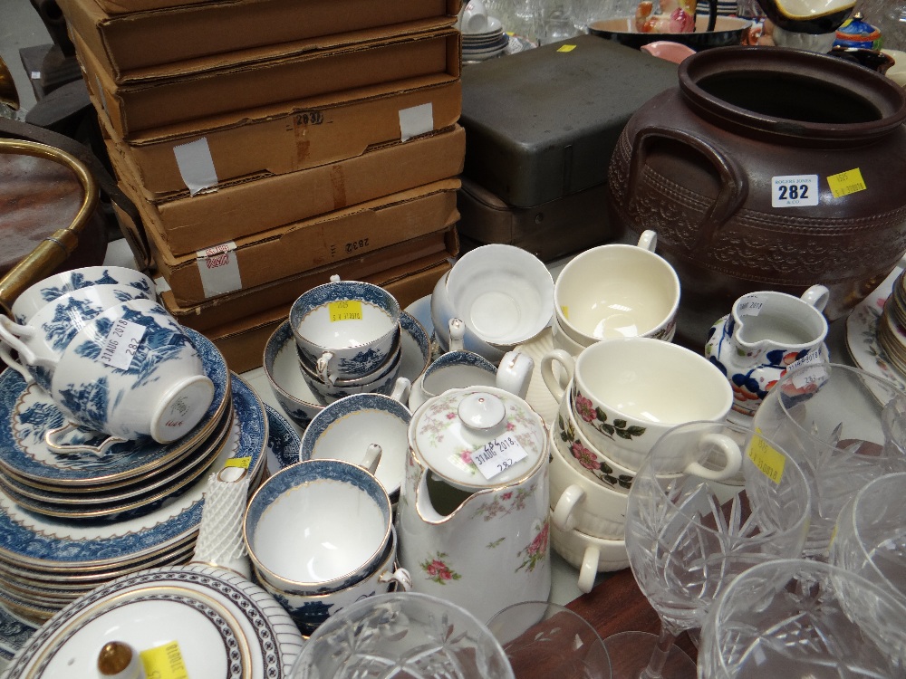 A stoneware pottery vase together with a parcel of blue & white teaware, Wedgwood teapot, Gaudy