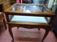 Modern glass topped bijouterie display cabinet