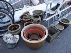 Collection of various glazed & terracotta garden pots (outside)