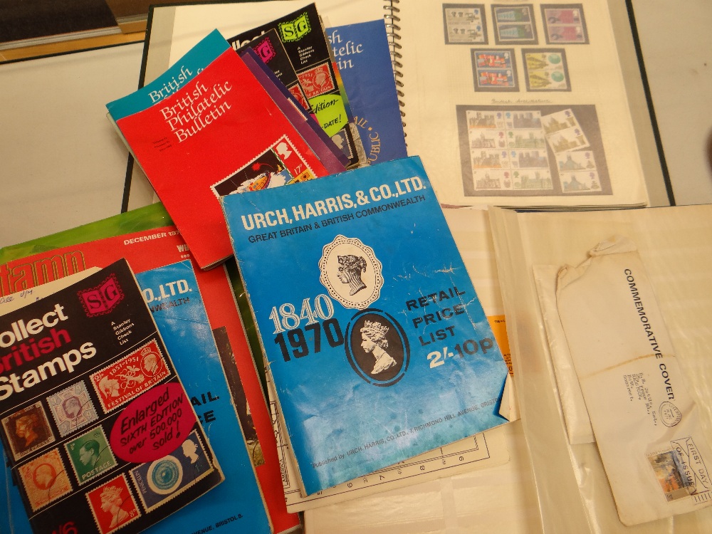 Collection of mainly British stamps, both in albums & loose, together with a collection of Stanley