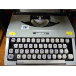 Cased Imperial Signet typewriter