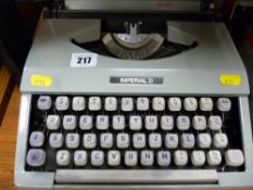 Cased Imperial Signet typewriter
