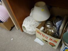 Quantity of table lamps and box of miscellaneous items including a boule clock etc