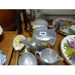 Picquot ware tea service and dressing table items