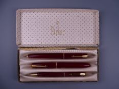 VINTAGE RED SLIMFOLD FOUNTAIN PEN with 14k nib together with ballpen & pencil set in original box