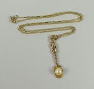 A 9CT YELLOW GOLD BOX-CHAIN NECKLACE & PEARL SET SPOON PENDANT, 3.9grams approx.