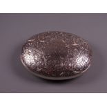 AN OVAL SILVER SNUFF/TOBACCO CONTAINER with all over scrolled decoration, 2.6 troy ozs, Birmingham