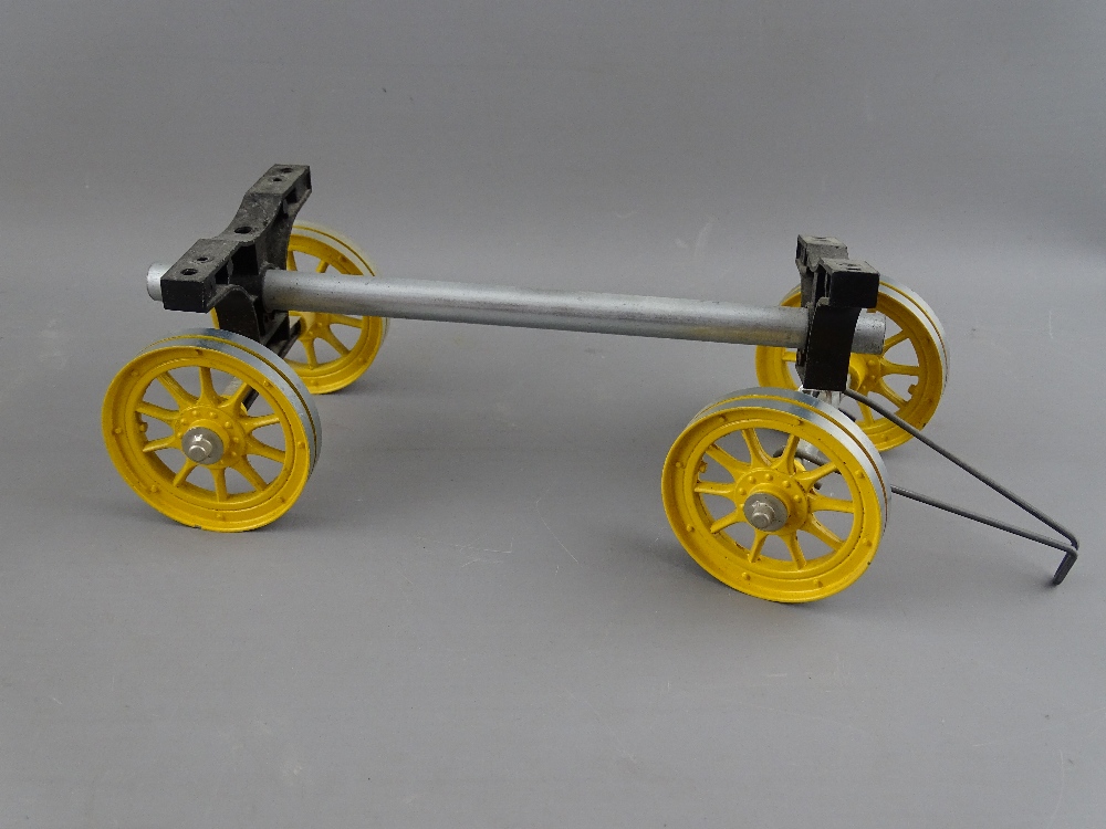 TWO MAMOD LIVE STEAM MODELS including an SP4 stationary engine and a black and yellow traction - Bild 6 aus 6